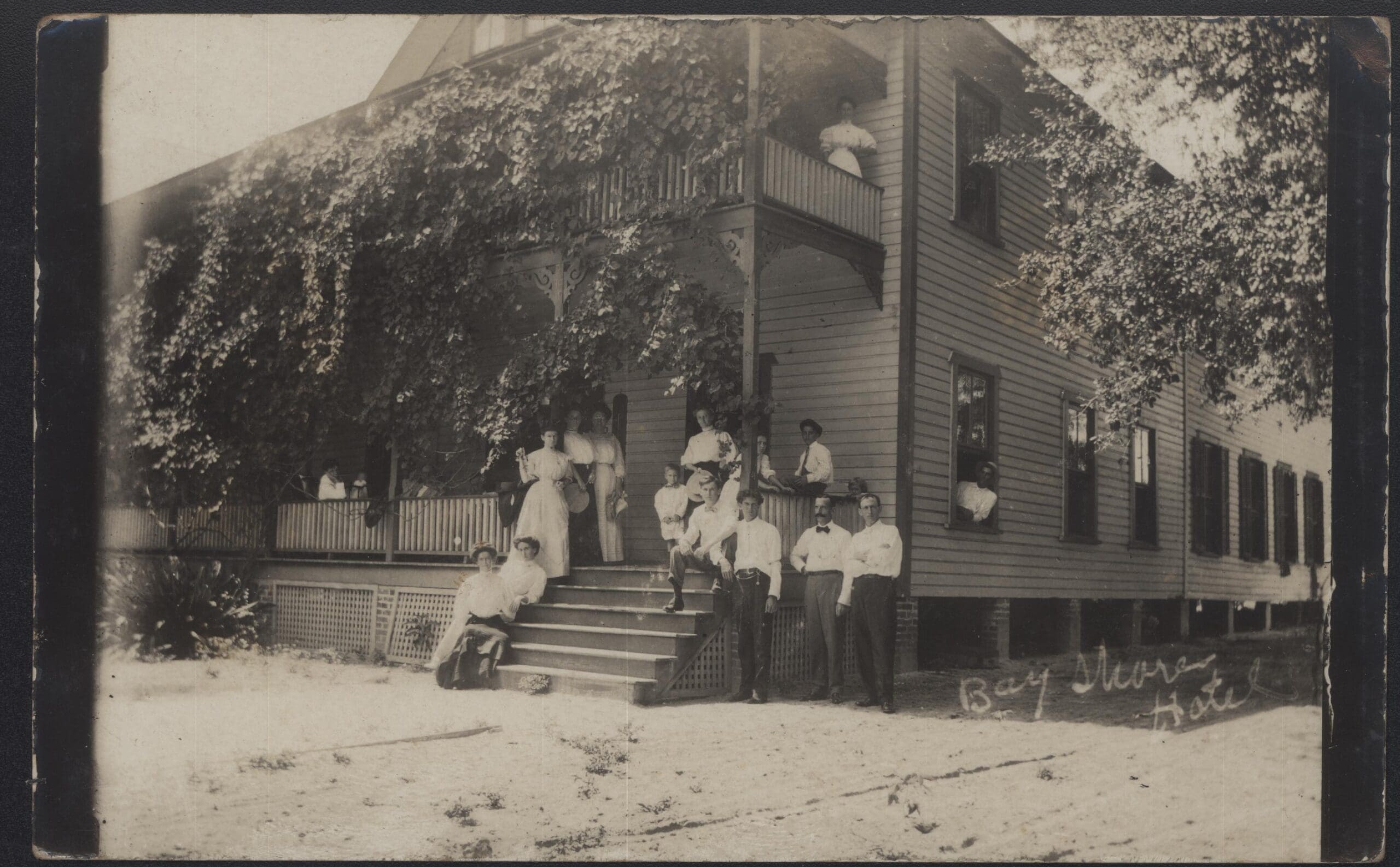 Photograph Postcard, Bayshore Hotel, early 20th century